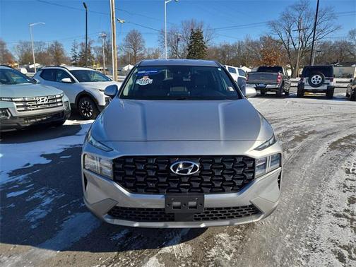 2023 Hyundai SANTA FE SE