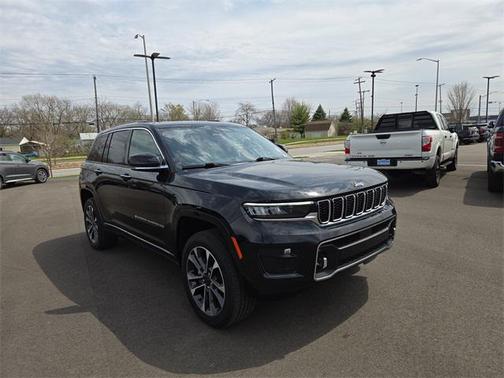 2022 Jeep Grand Cherokee Overland