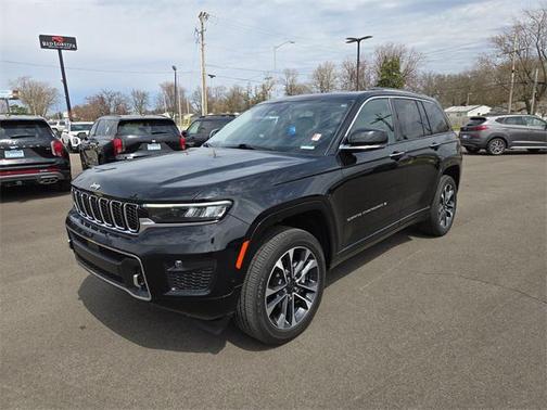 2022 Jeep Grand Cherokee Overland