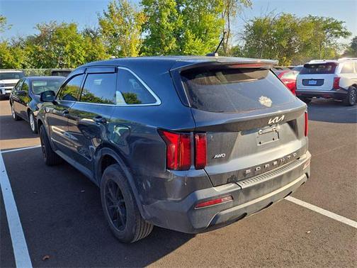 2022 Kia Sorento LX