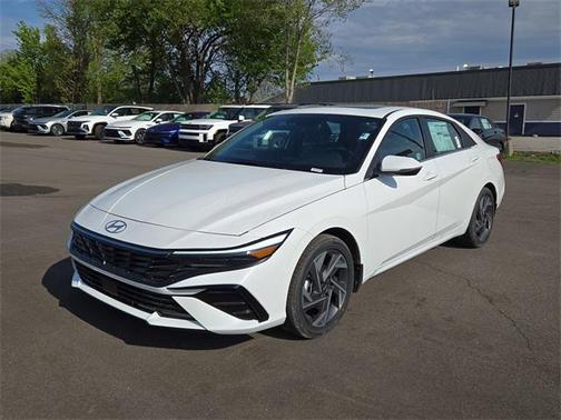 2025 Hyundai ELANTRA Limited