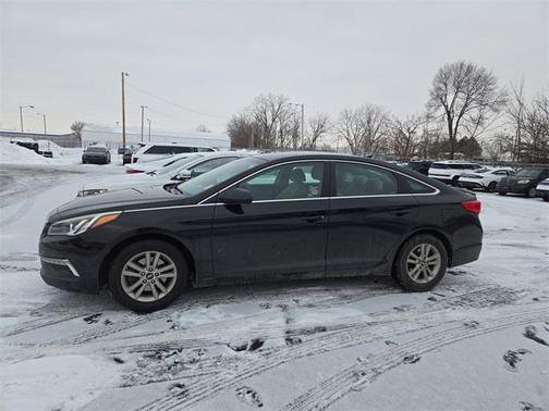2015 Hyundai SONATA SE