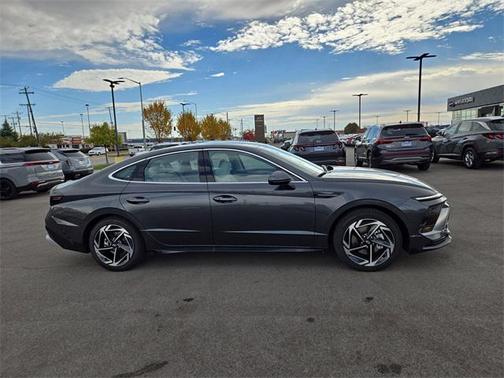 2026 Hyundai SONATA SEL