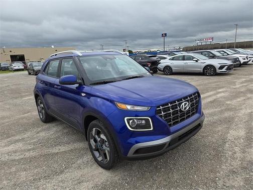 2025 Hyundai VENUE Limited