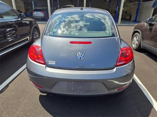 2012 Volkswagen Beetle Base