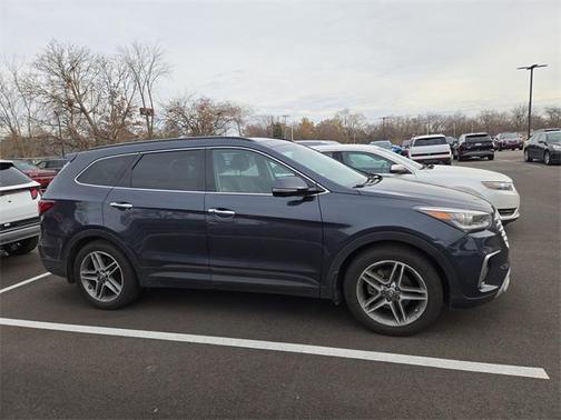 2017 Hyundai SANTA FE SE Ultimate