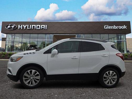 Summit White 2017 Buick Encore Preferred
