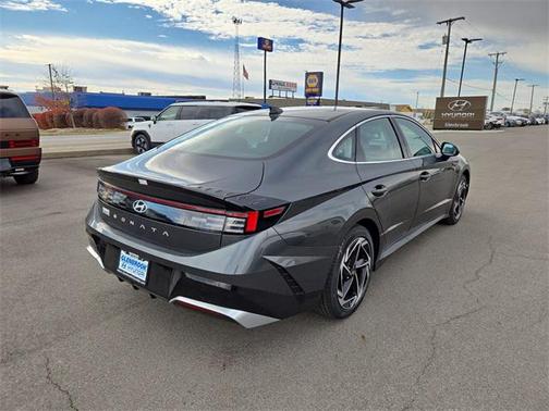 2026 Hyundai SONATA SEL