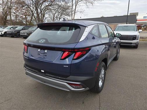 2026 Hyundai TUCSON SE