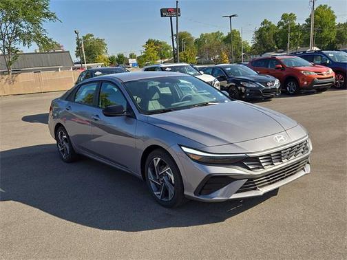 2025 Hyundai ELANTRA Sport