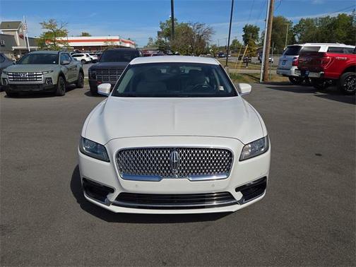 2017 Lincoln Continental Reserve