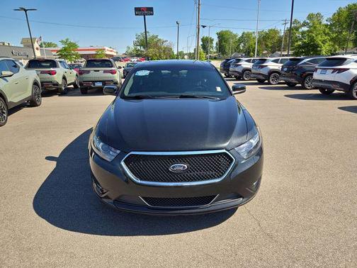 TUXEDO BLACK METALLIC 2013 Ford Taurus SHO