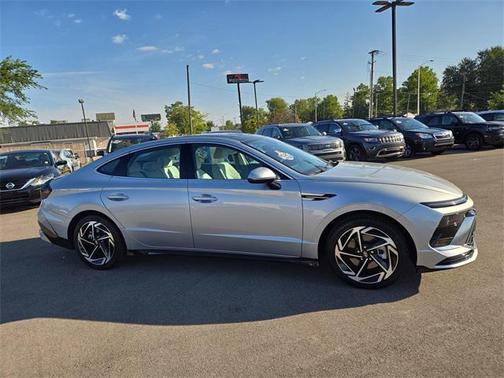 2024 Hyundai SONATA SEL