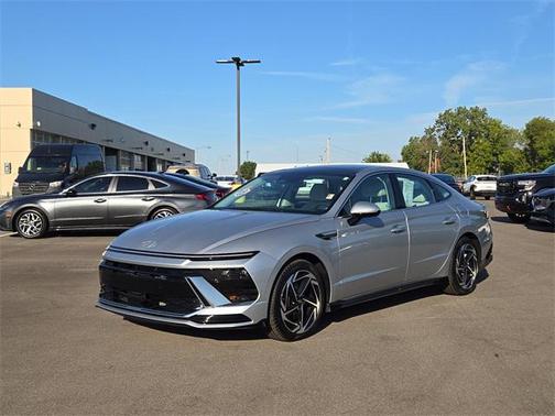 2024 Hyundai SONATA SEL