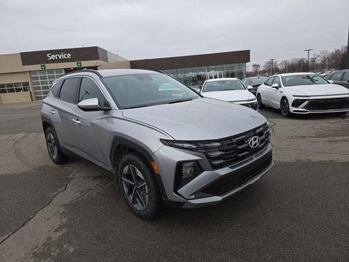 2026 Hyundai TUCSON Hybrid SEL