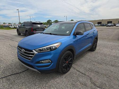 Caribbean Blue 2017 Hyundai TUCSON Night