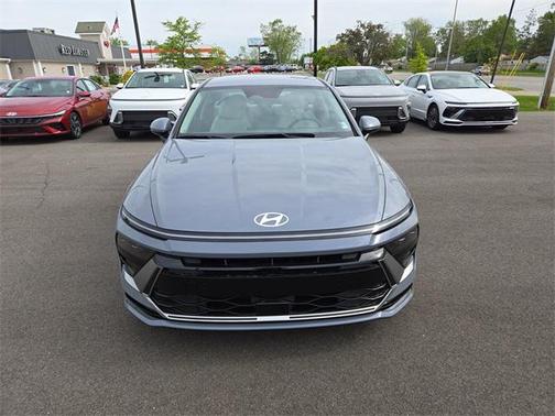 2025 Hyundai SONATA Hybrid SE