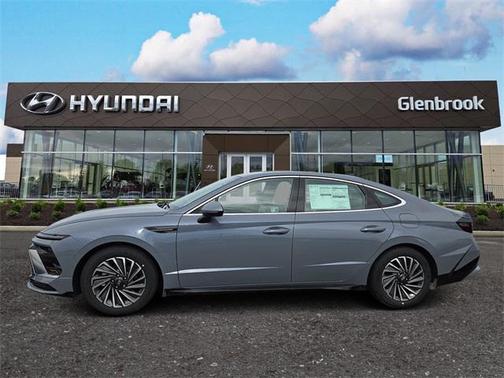 2025 Hyundai SONATA Hybrid SE
