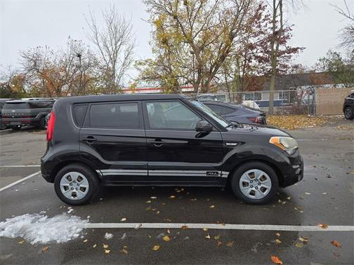 2013 Kia Soul Base