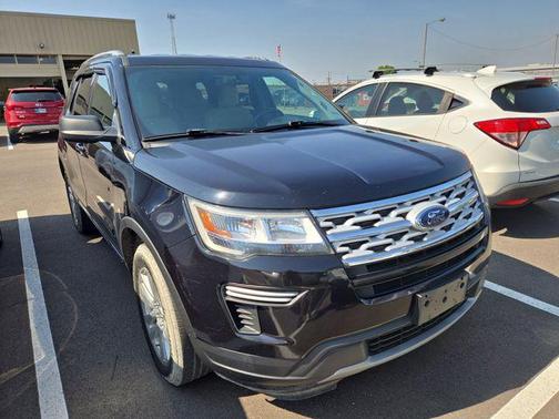 AGATE BLACK 2019 Ford Explorer XLT