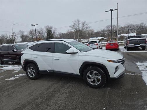 2024 Hyundai TUCSON SEL