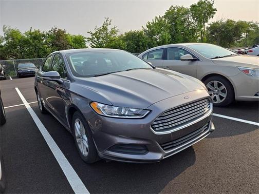 2014 Ford Fusion SE