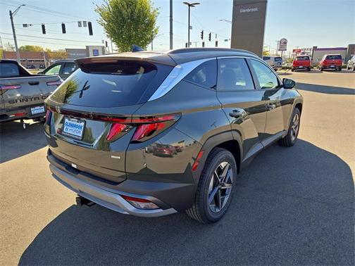 2026 Hyundai TUCSON SEL