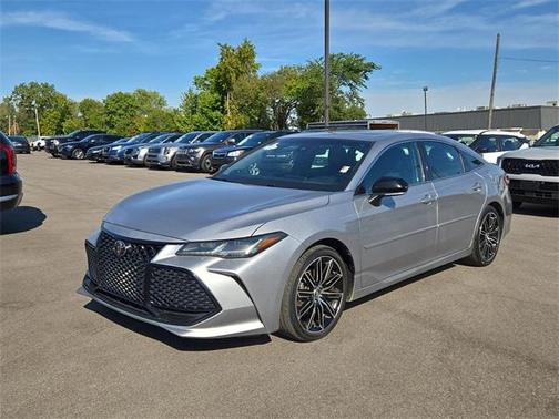 2019 Toyota Avalon Touring