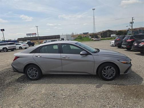 2025 Hyundai ELANTRA HEV Blue