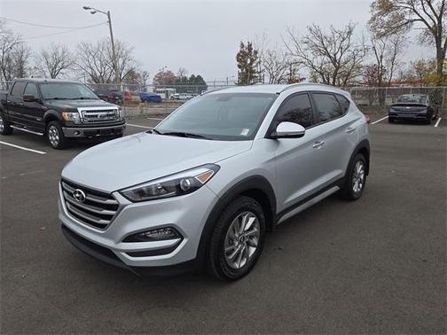 2017 Hyundai TUCSON SE Plus