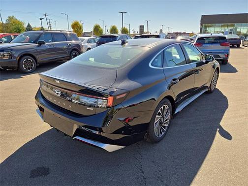 2026 Hyundai SONATA Hybrid Limited