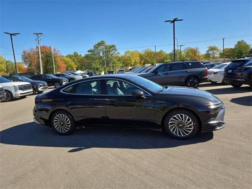 2026 Hyundai SONATA Hybrid Limited