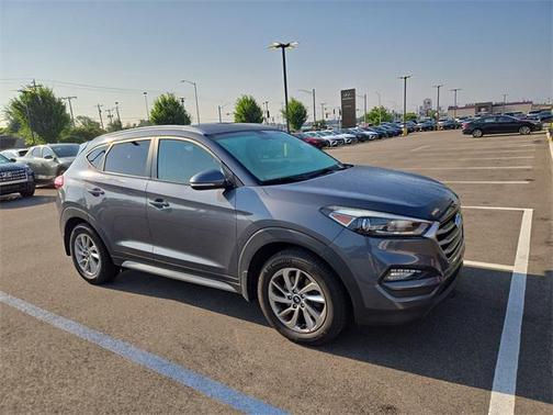 2017 Hyundai TUCSON SE Plus