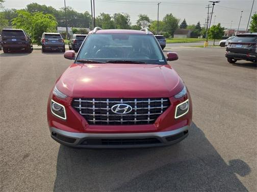 2025 Hyundai VENUE Limited