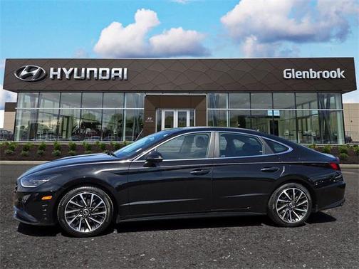 2022 Hyundai SONATA Limited