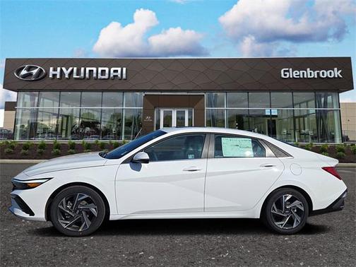 2025 Hyundai ELANTRA Limited