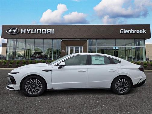 2025 Hyundai SONATA Hybrid Limited