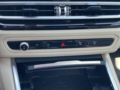 Mineral White Metallic 2023 BMW 330 330i