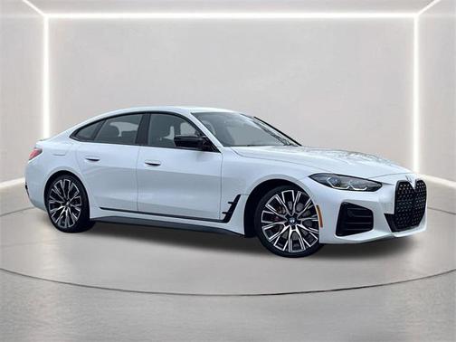 2023 BMW M440 i