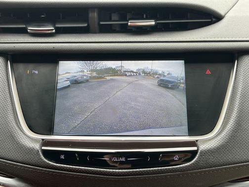 Bronze Dune Metallic 2018 Cadillac XT5 Luxury