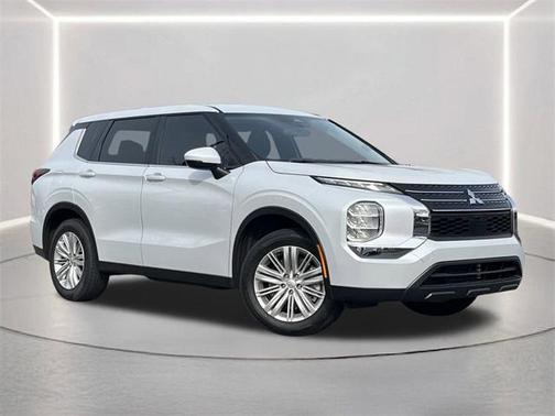 2024 Mitsubishi Outlander ES 2.5 2WD