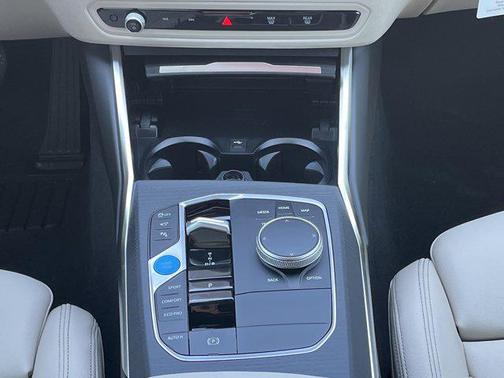 Vegas Red Metallic 2026 BMW i4 Gran Coupe eDrive40
