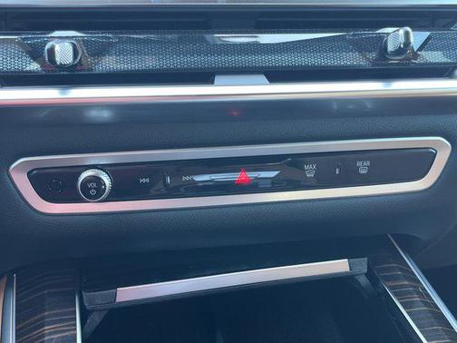 Dravit Grey Metallic 2026 BMW X5 PHEV xDrive50e