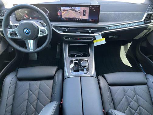 Black Sapphire Metallic 2026 BMW X5 PHEV xDrive50e