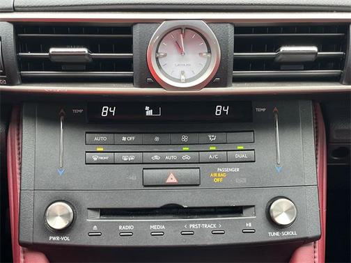 2017 Lexus RC 200t 200t