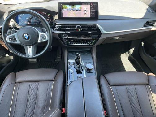 Alpine White 2023 BMW M550 i Xdrive