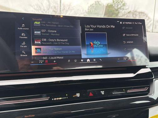 Cape York Green Metallic 2026 BMW 530 530i