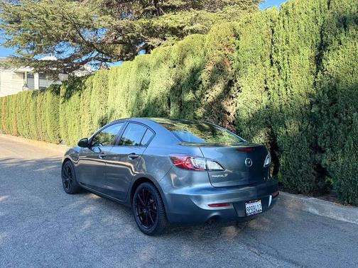 2012 Mazda Mazda3 i Sport