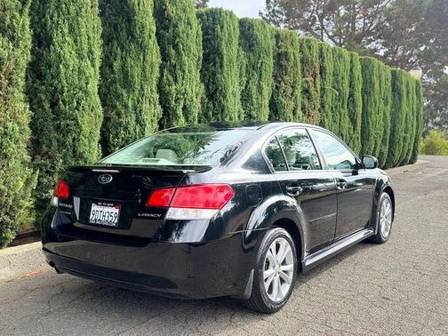 2013 Subaru Legacy Premium
