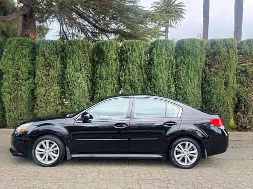 2013 Subaru Legacy Premium